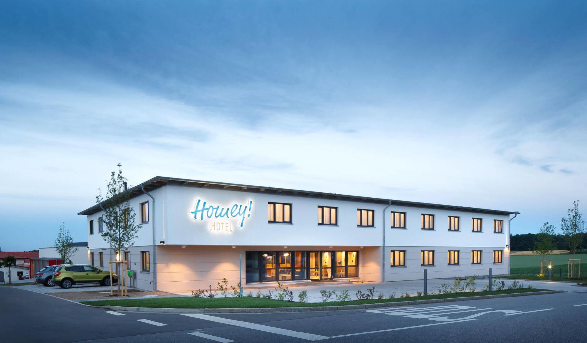 Homey! Hotel Regensburg Ngoại thất bức ảnh